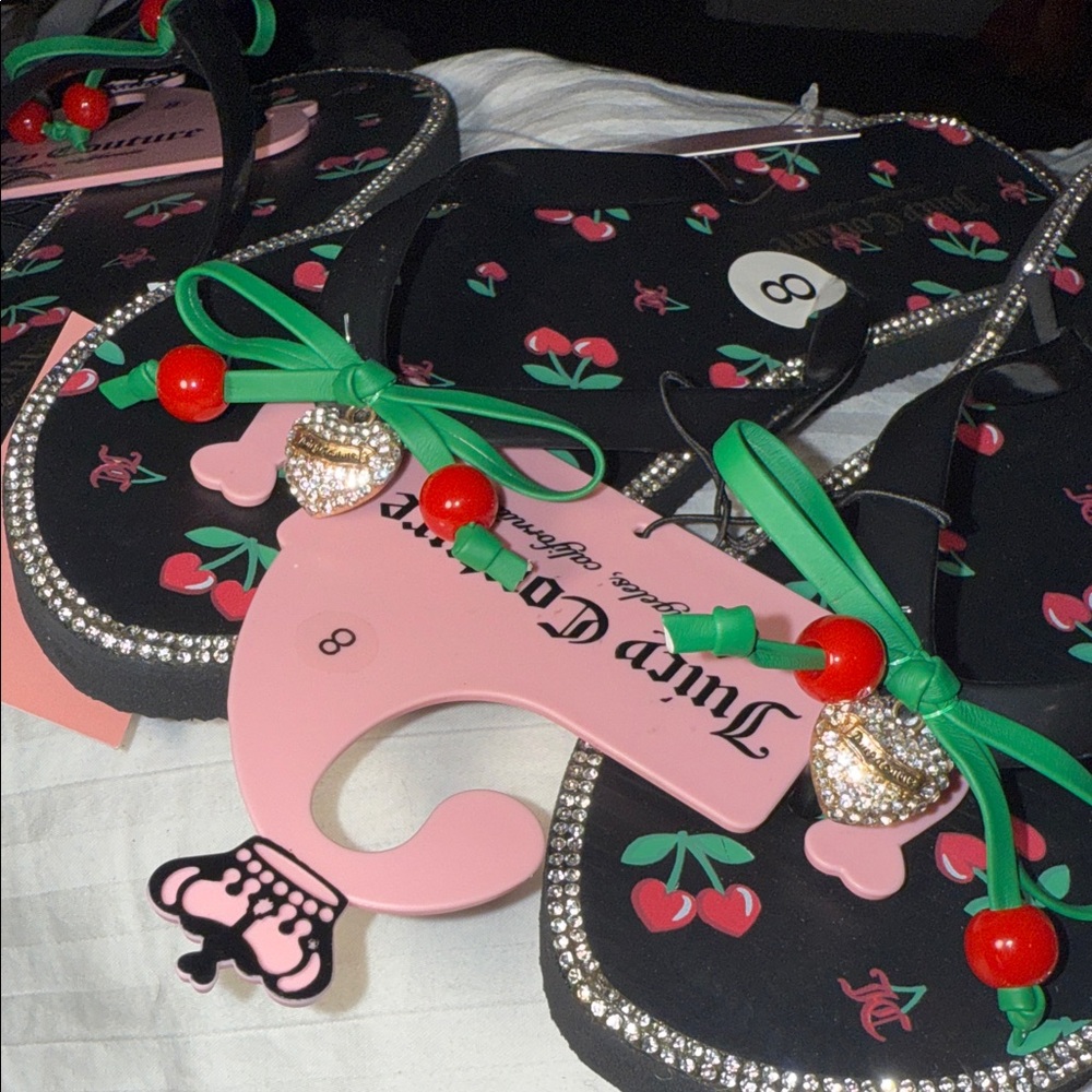 Juicy Couture Black and Pink Kids Flip Flops